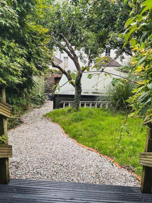 The Garden Flat *